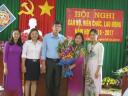 can bo phong tang hoa.jpg - 