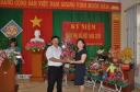 gia dinh nha giao tang hoa 2.jpg - 